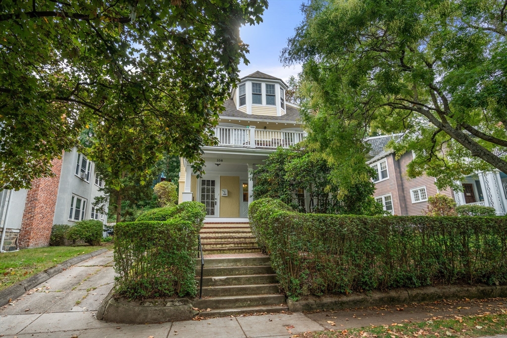 108 Columbia St #1 - Brookline, MA