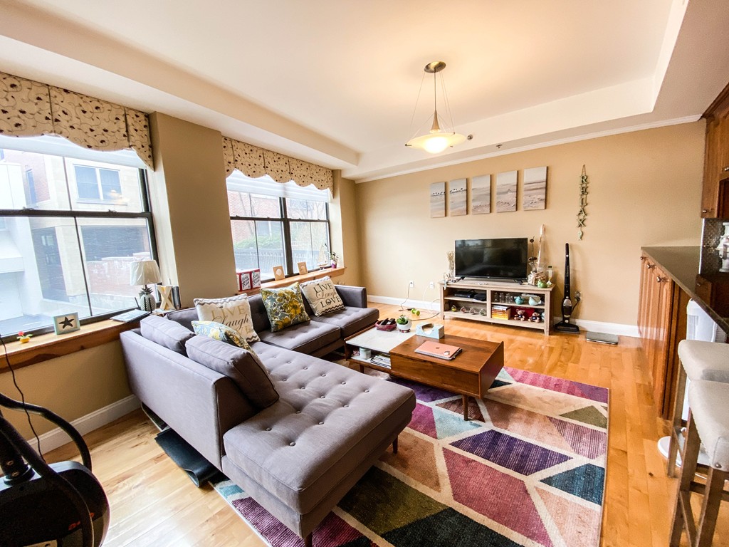 110 Cypress St #108 - Brookline, MA