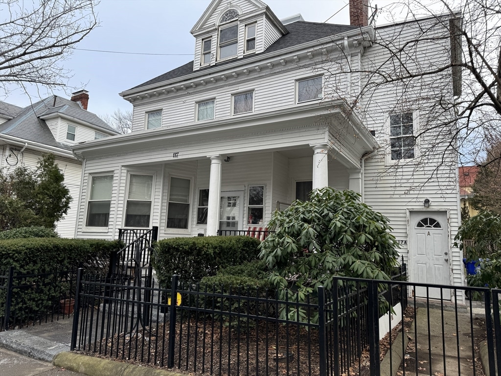117 Thorndike St #a 117 Thorndike St #A - Brookline, MA