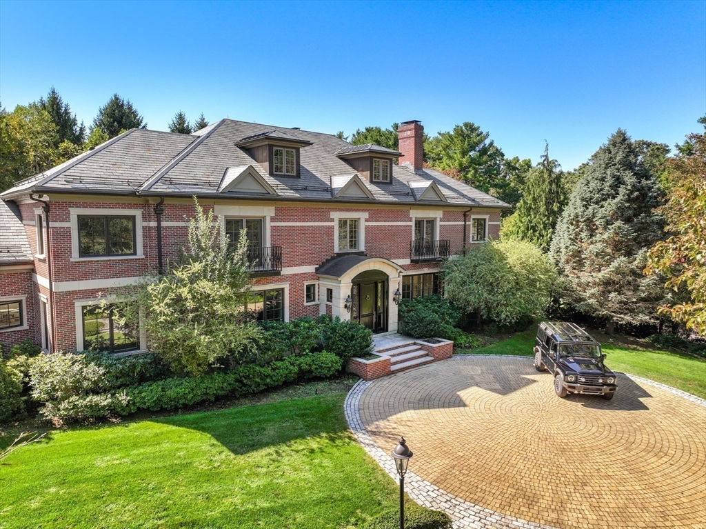 118 Woodland Road - Brookline, MA