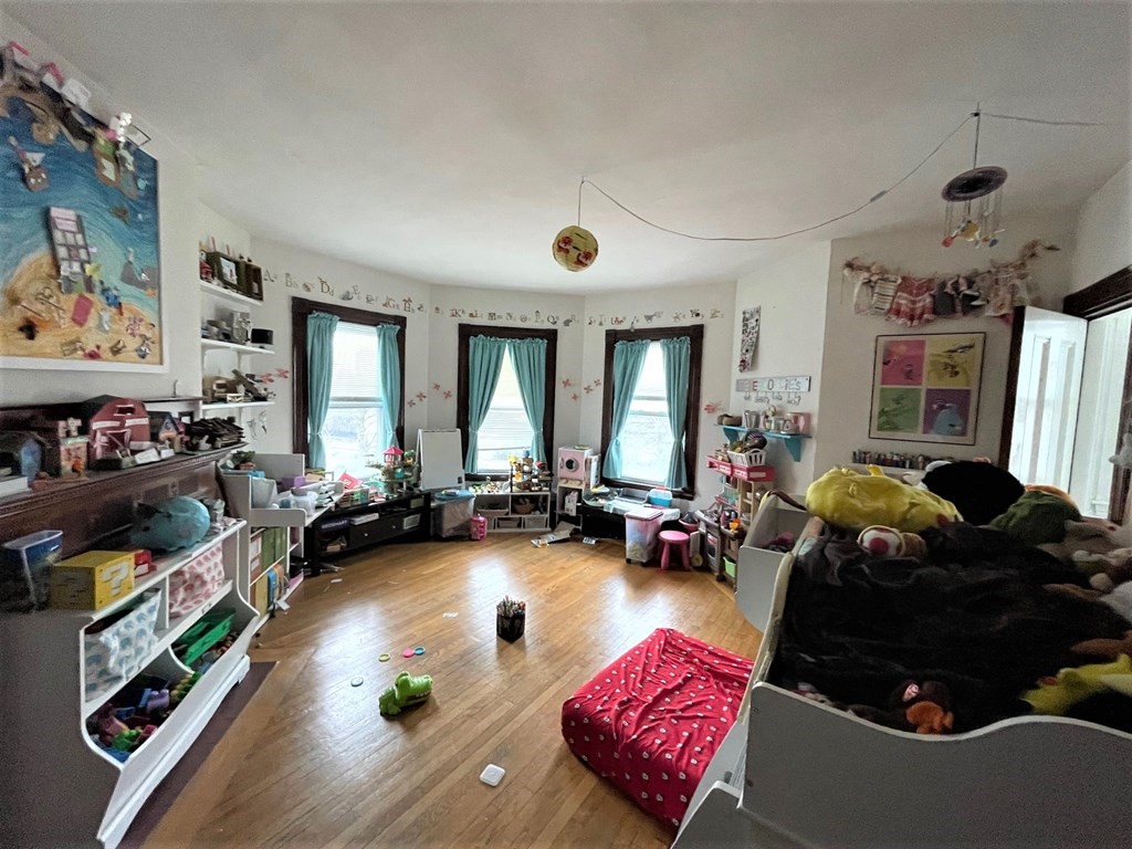 126 Harvard Street #2d Floor 126 Harvard Street #2d floor - Brookline, MA