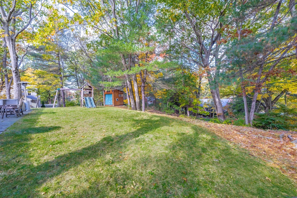134 Rangeley Rd 134 Rangeley Rd - Brookline, MA