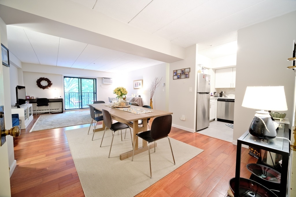 135 Pleasant #407 - Brookline, MA