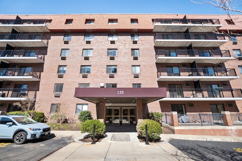 135 Pleasant Street #205 - Brookline, MA