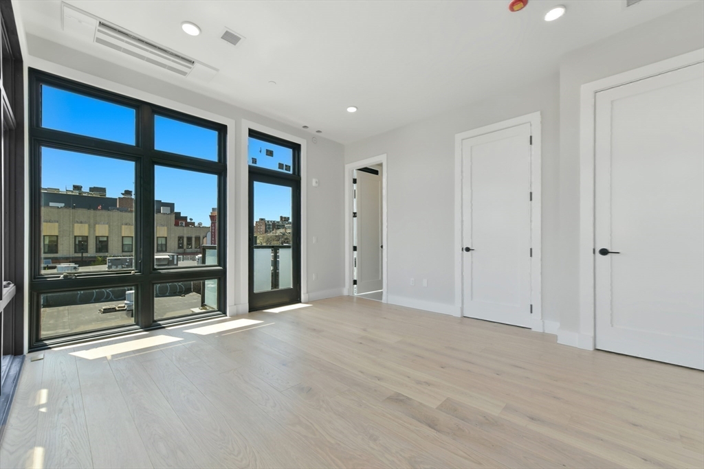 14 Green Street #PH-A - Photo 23