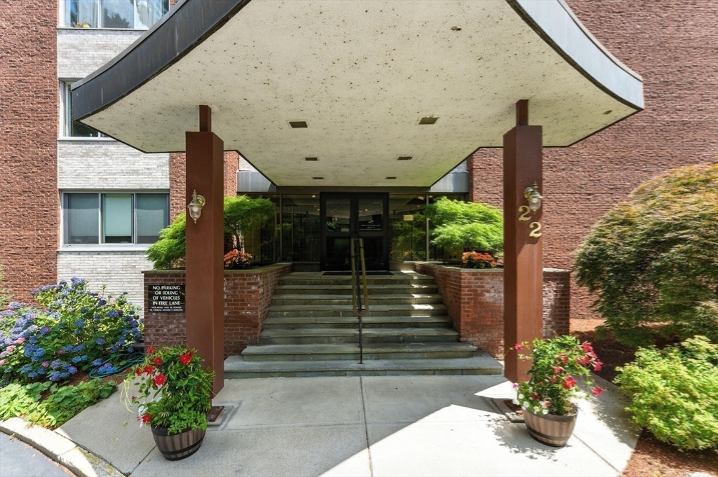 22 Chestnut Place #608 - Photo 27