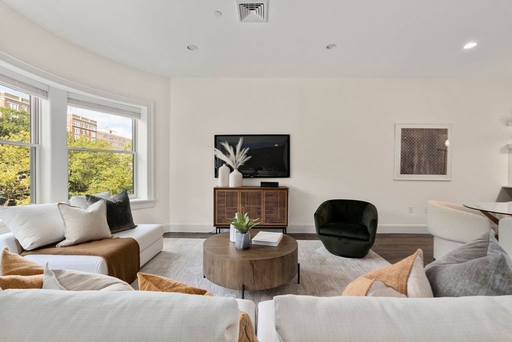 1471 Beacon Street #7 - Brookline, MA