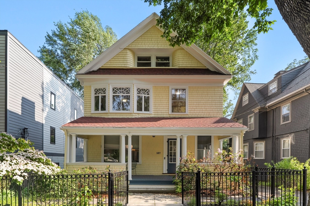 157 Aspinwall 157 Aspinwall - Brookline, MA