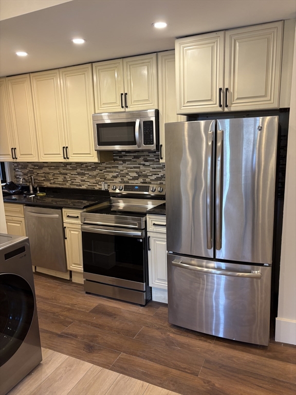 1672 Beacon St #2A - Brookline, MA
