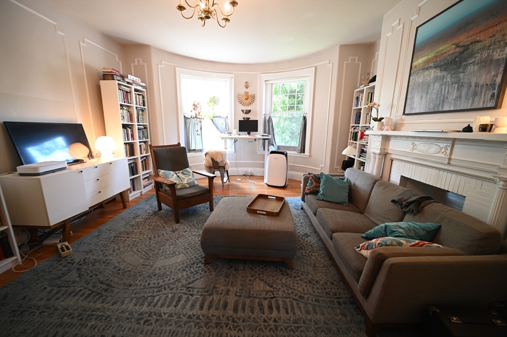 1722 Beacon St #1 - Brookline, MA