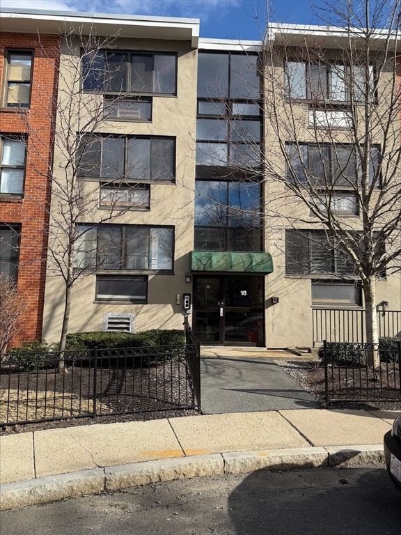 18 Juniper Street #52 - Brookline, MA