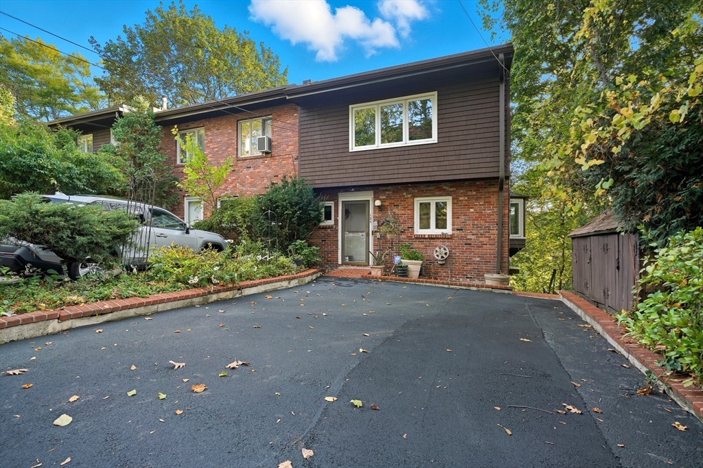 184 Rawson Rd - Brookline, MA