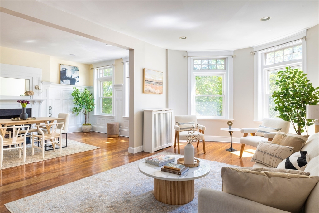 1898 Beacon #4 - Brookline, MA