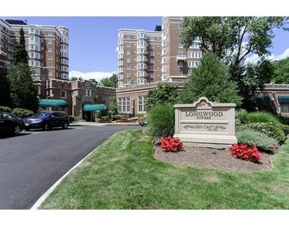 20 Chapel Street #APH5 - Brookline, MA