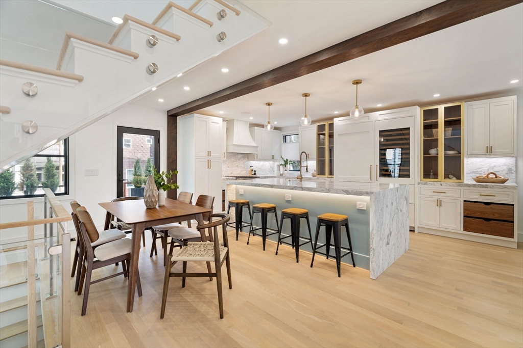 20 R Linden Place - Brookline, MA