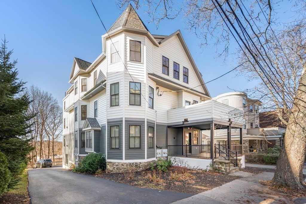 202 Rawson #3 - Brookline, MA