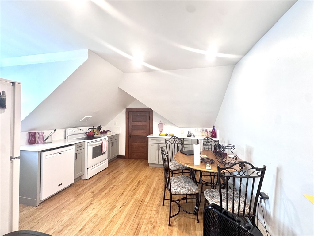 22 Greenough St #3 - Brookline, MA