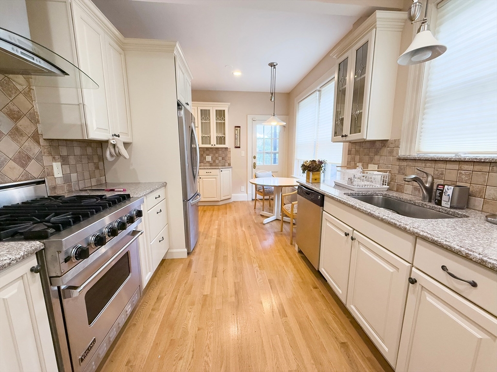 28 Marshal St #3 - Brookline, MA