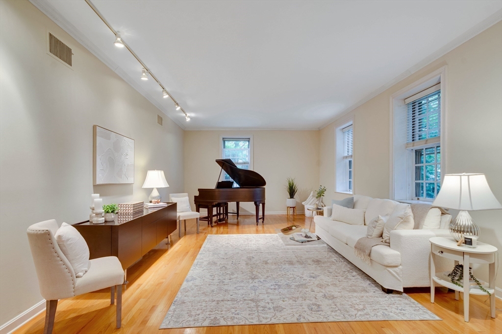 30 Cumberland Avenue #3W - Brookline, MA