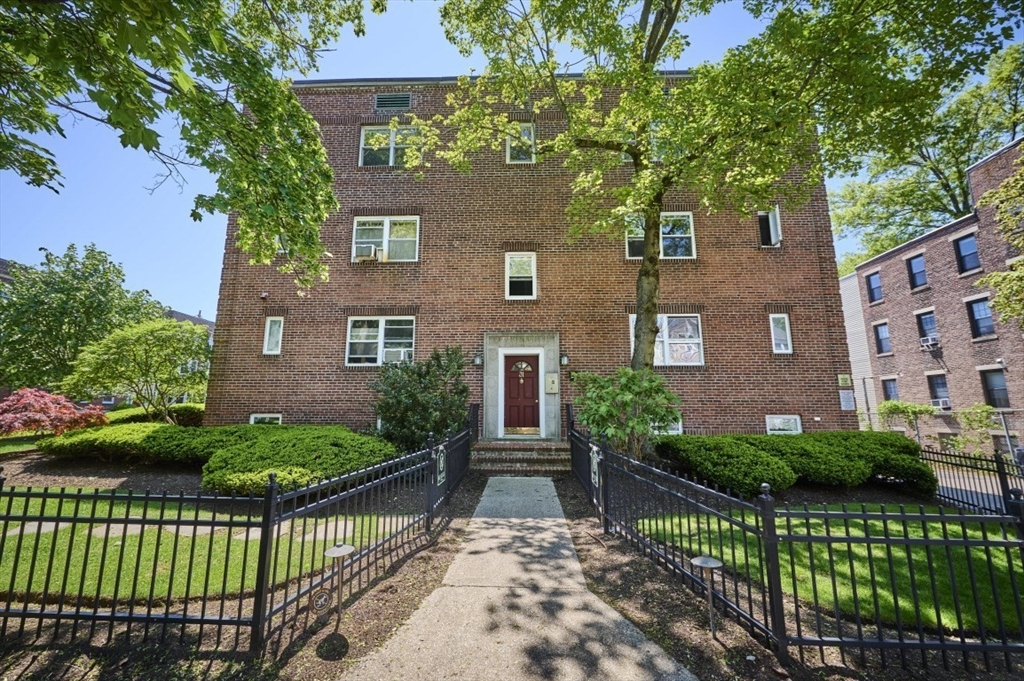 31 Alton Pl #6 31 Alton Pl #6 - Brookline, MA