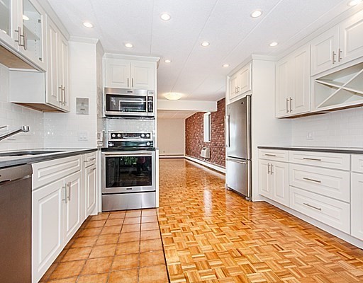 31 Harris St #702 - Brookline, MA