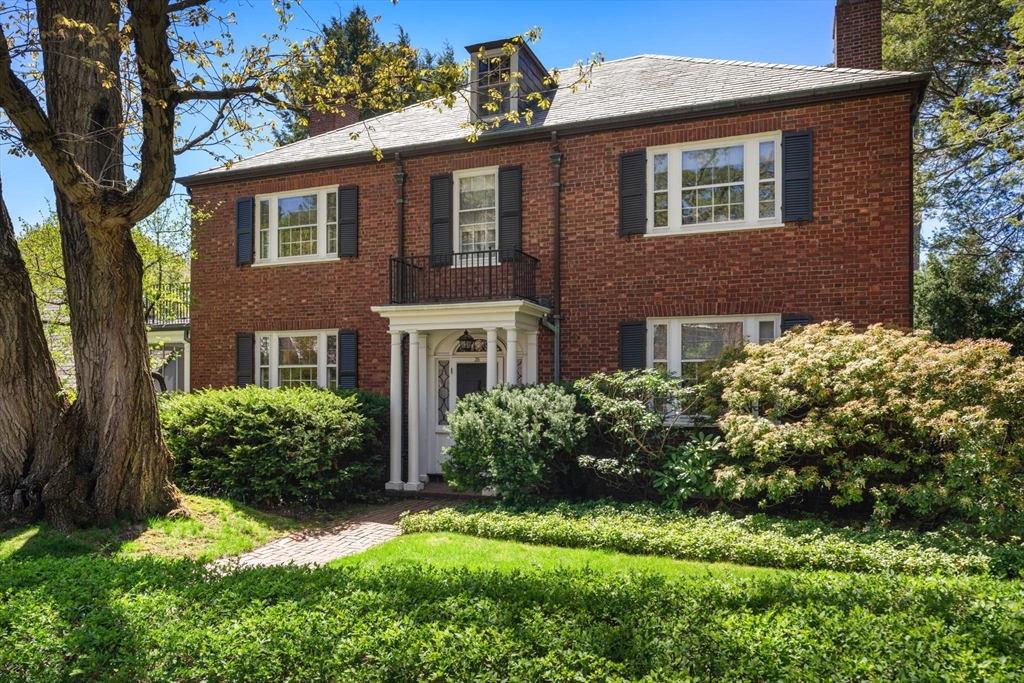 35 Jefferson Rd - Brookline, MA