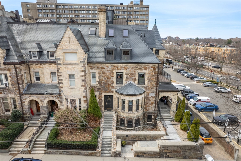 364-366 Tappan St #4 - Brookline, MA