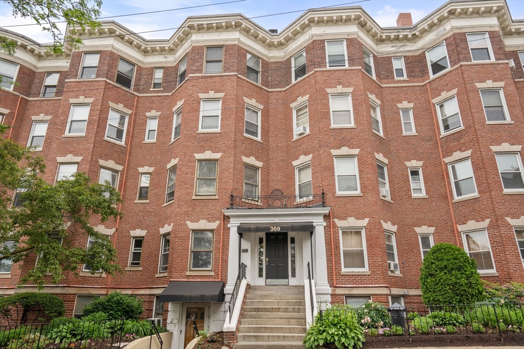 369 Tappan St #8 - Brookline, MA