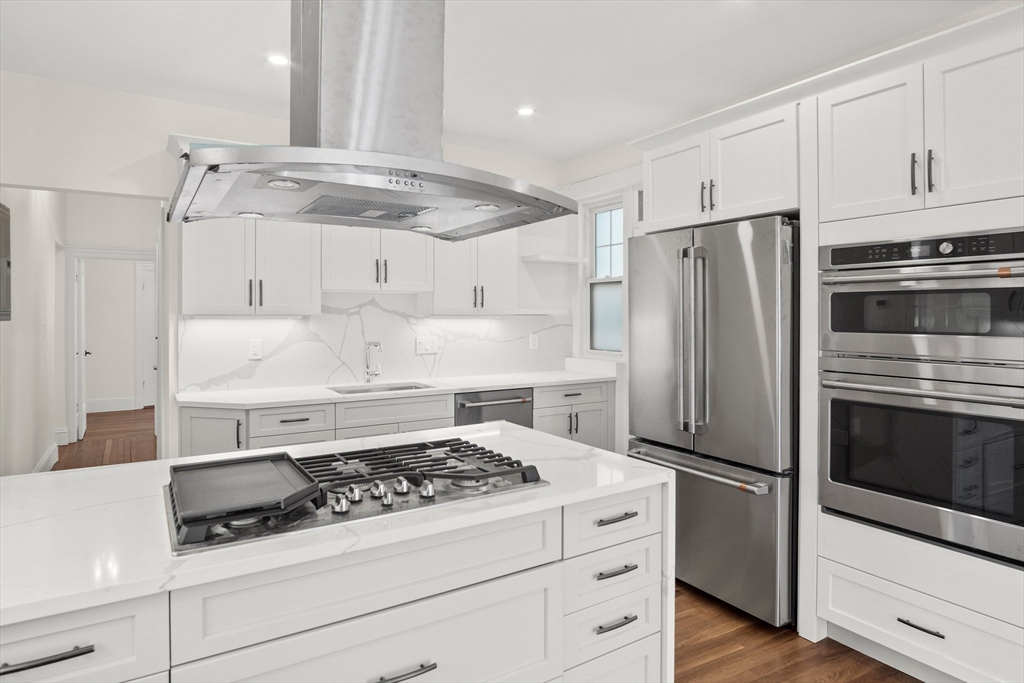 37 Englewood Ave #3 - Brookline, MA