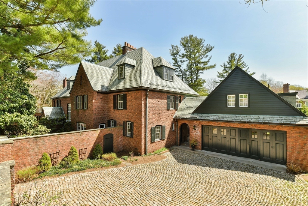 372 Warren Street - Brookline, MA