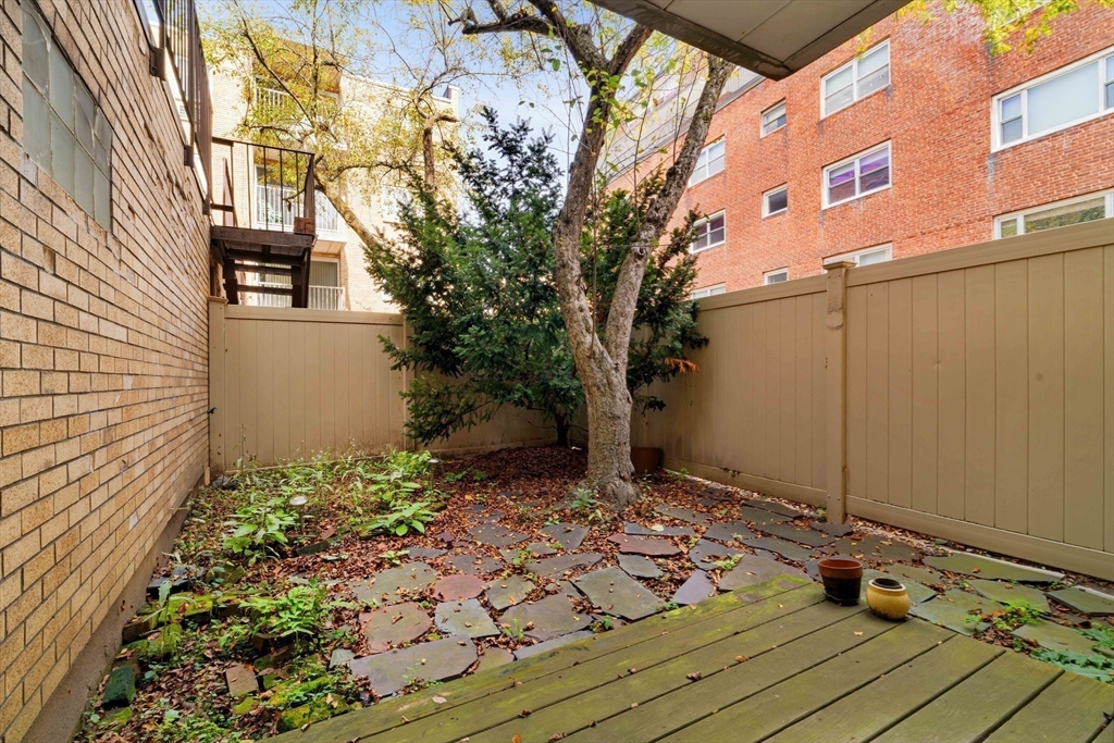 123 Sewall Ave #LC - Photo 13