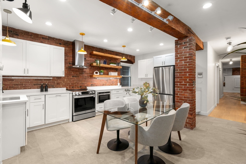 39 Kent St #B - Brookline, MA