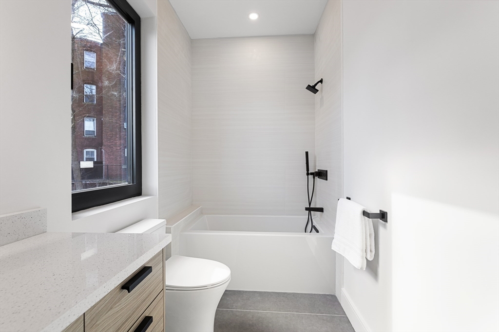 41 University Road #3 - Photo 17