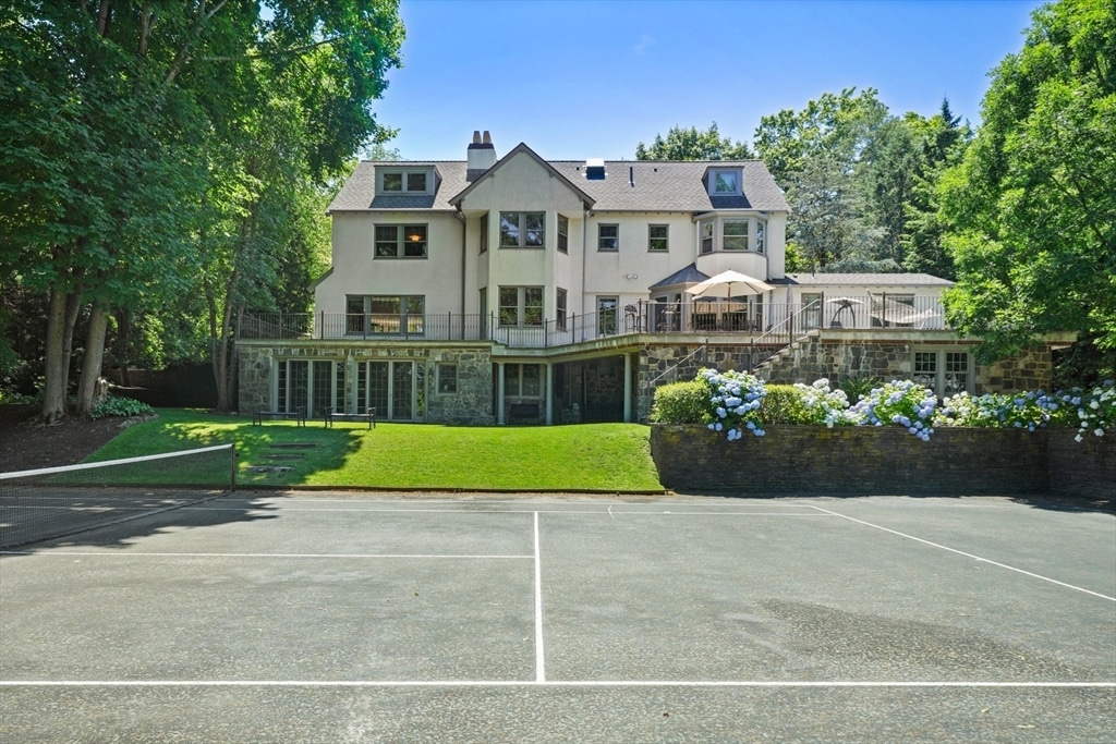 40 Heath Hill St - Brookline, MA