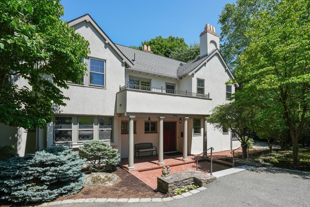 40 Heath Hill St - Brookline, MA