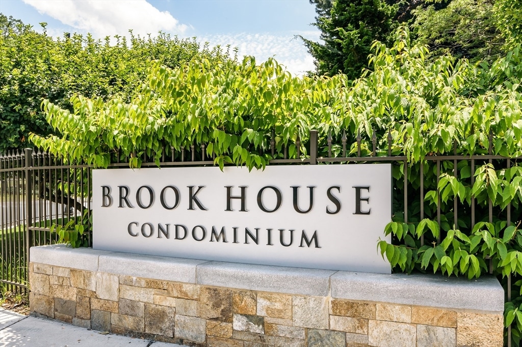 44 Washington St #1103 44 Washington St #1103 - Brookline, MA
