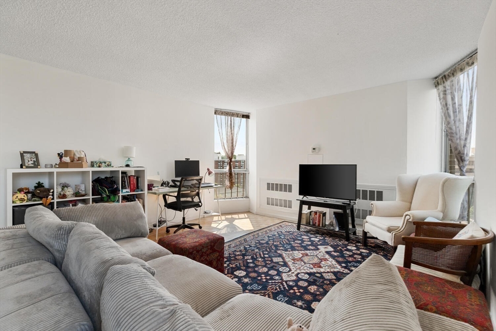 44 Washington St #917 - Brookline, MA