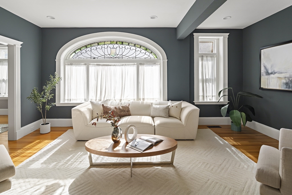 483 Washington St #1 - Brookline, MA