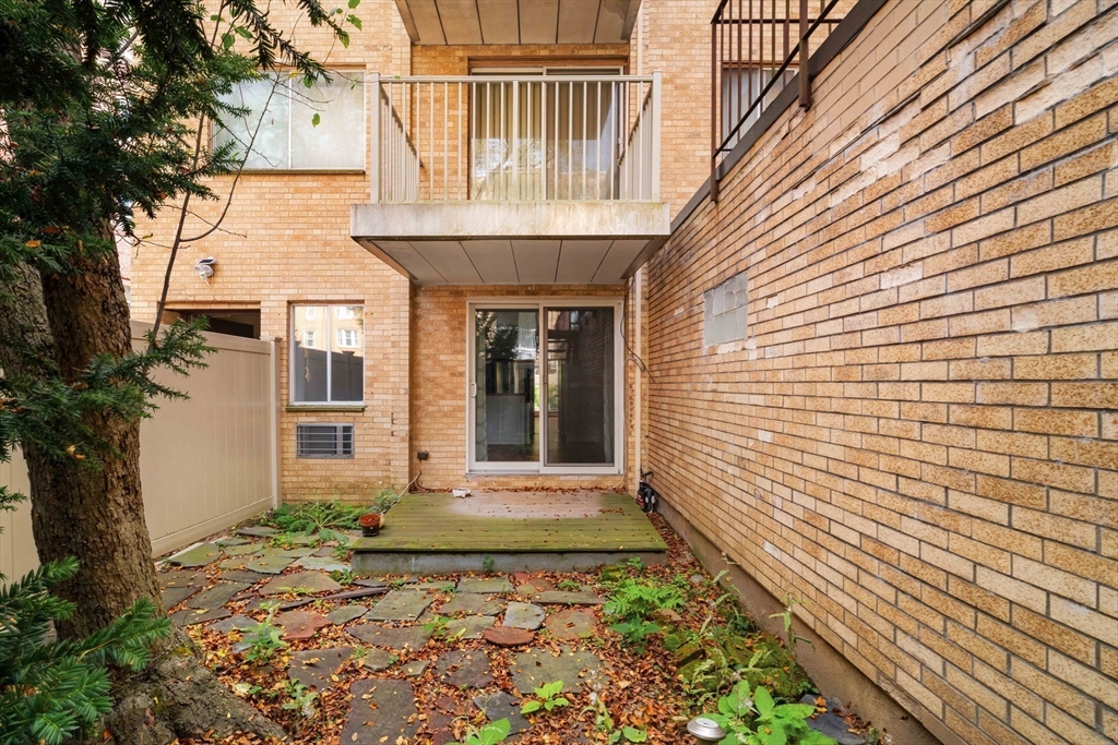 123 Sewall Ave #LC - Photo 12