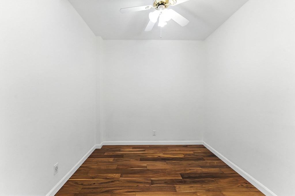 22 Chestnut Place #608 - Photo 12