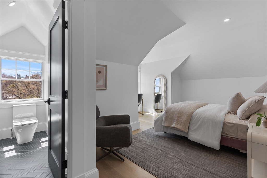 261 Tappan St #TH-1 - Photo 12