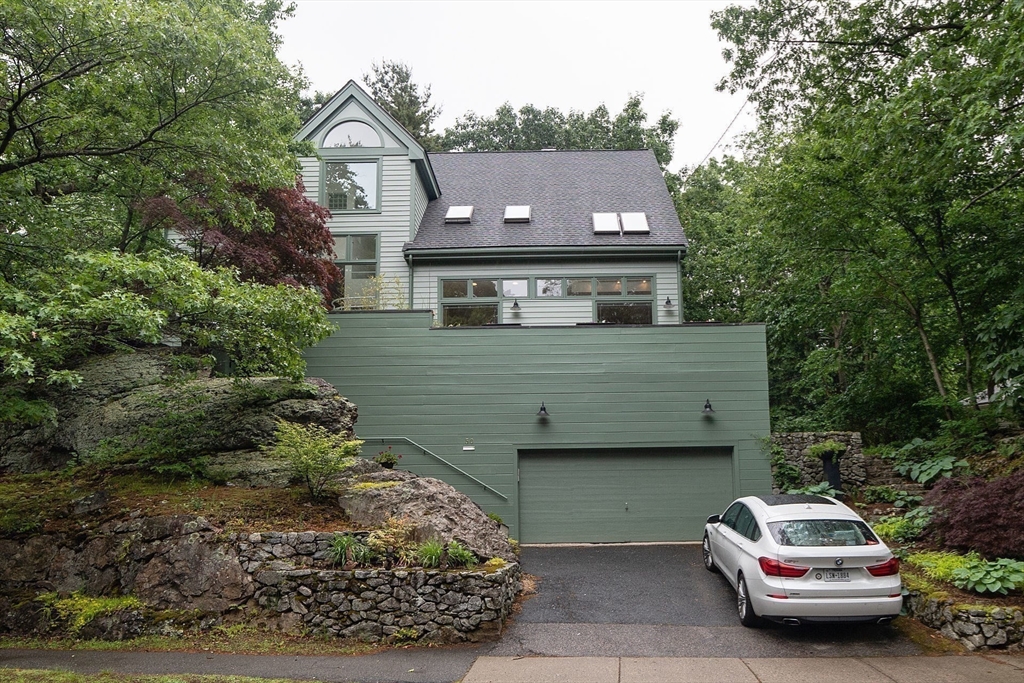 50 Bellingham Rd - Brookline, MA