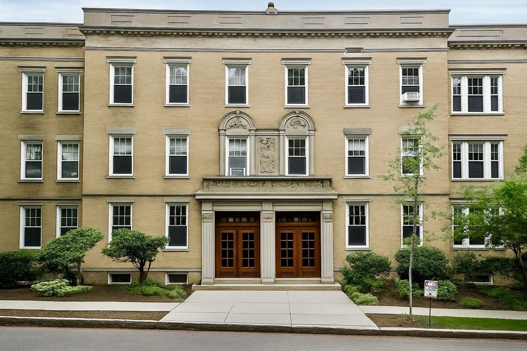 50 Marshal St #C - Brookline, MA