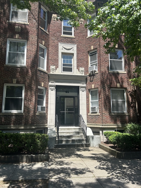 61 Thatcher Street #6 - Brookline, MA