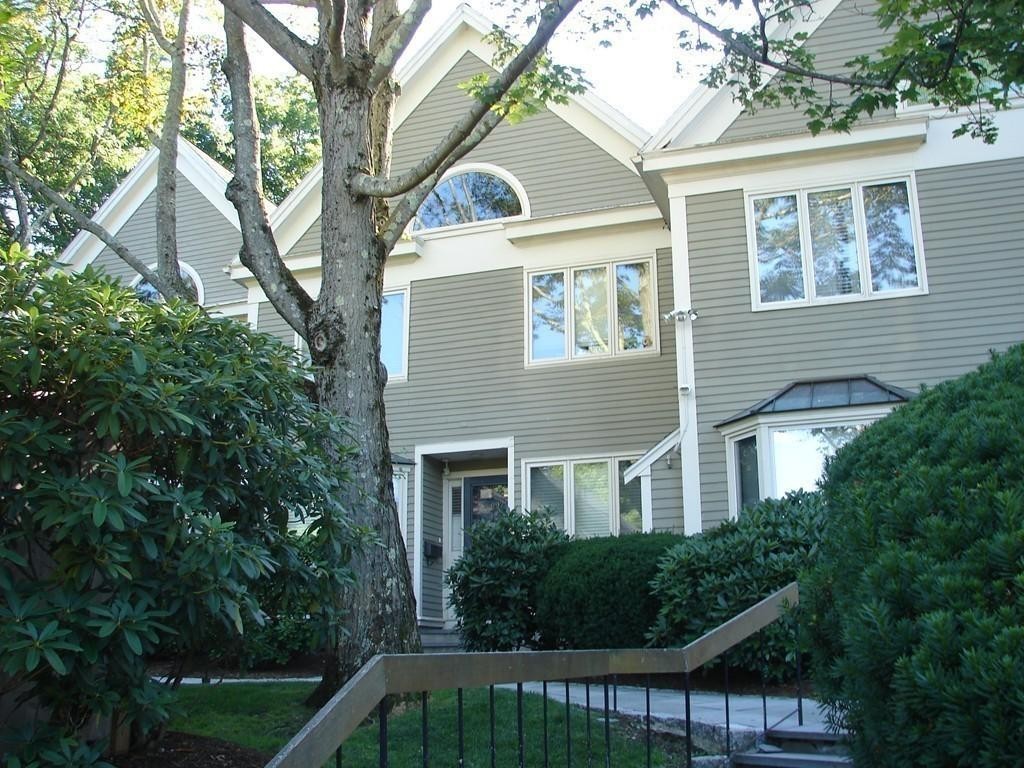 697 Hammond #697 - Brookline, MA