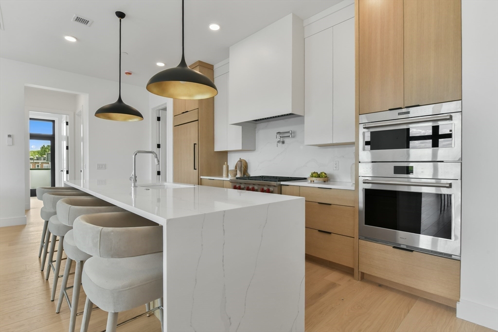 14 Green Street #PH1 - Photo 3