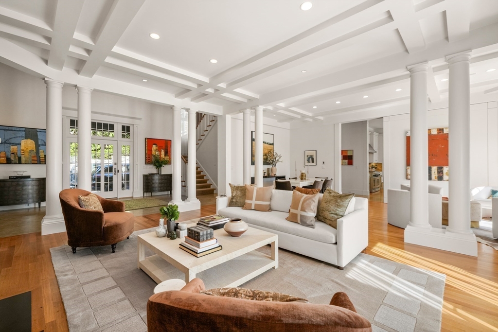 130 Cabot Street - Photo 3