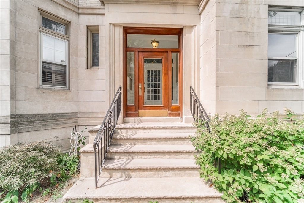 76 Marshal St #2 - Brookline, MA