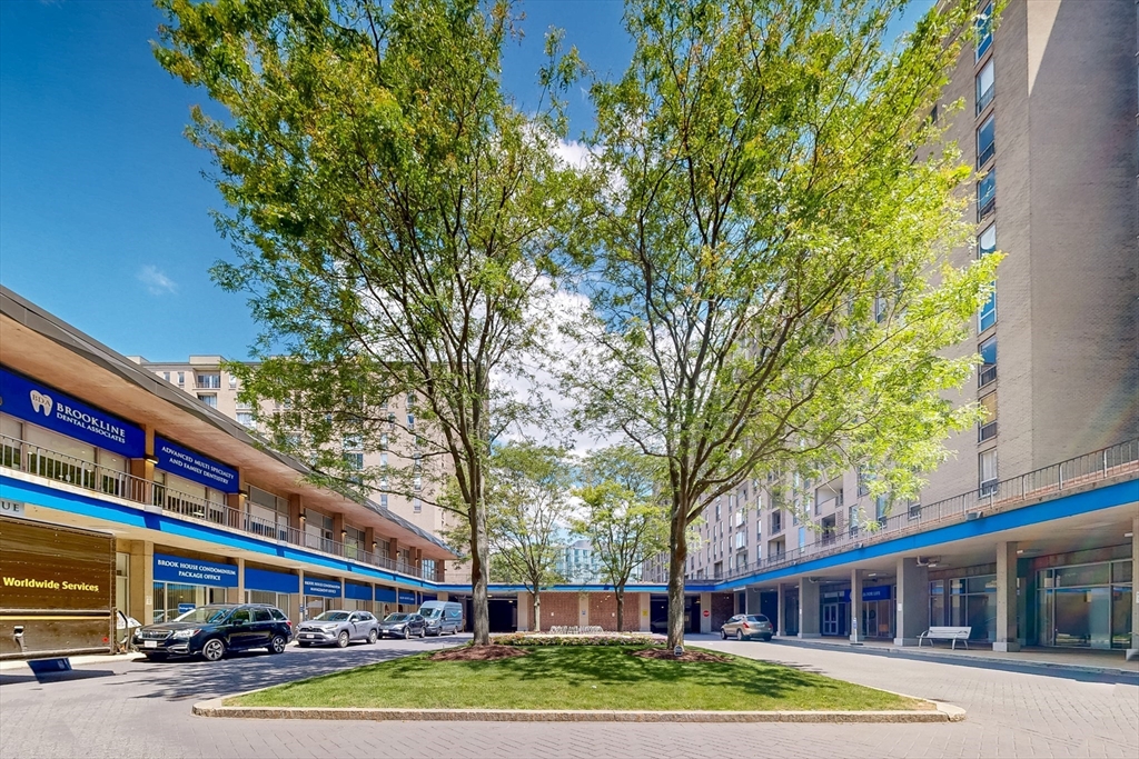 77 Pond Avenue #1207 - Brookline, MA