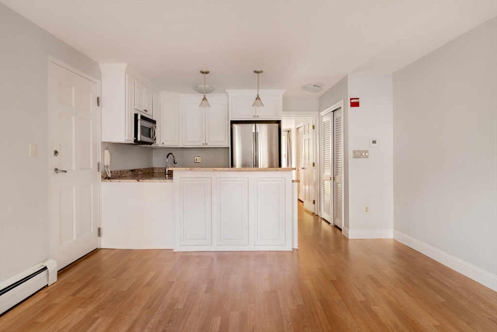 123 Sewall Ave #LC - Photo 32